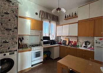 11-1042 appartamento arredato con 2 camere